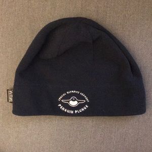 🐧Navy blue beanie | Penguin Plunge VT | Unisex